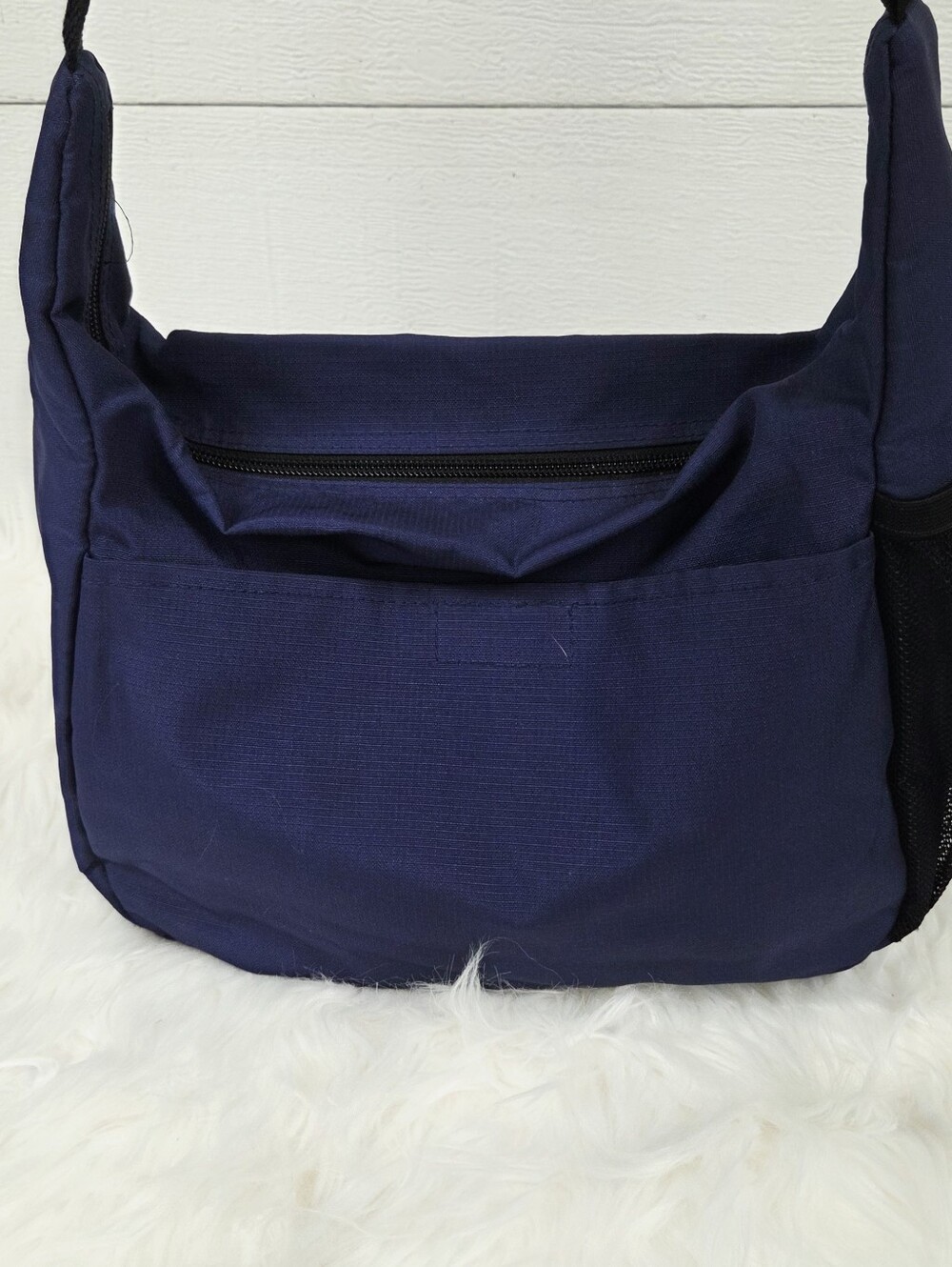 L.L.Bean Navy Blue Crossbody Shoulder Bag - Picture 8 of 10